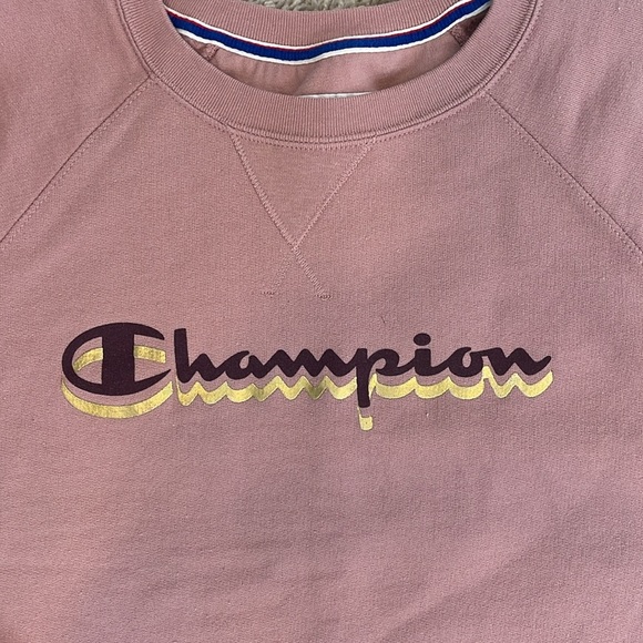 Champion women’s SM dusty rose sweatshirt w/burgundy lettering. Great condition - Picture 2 of 8